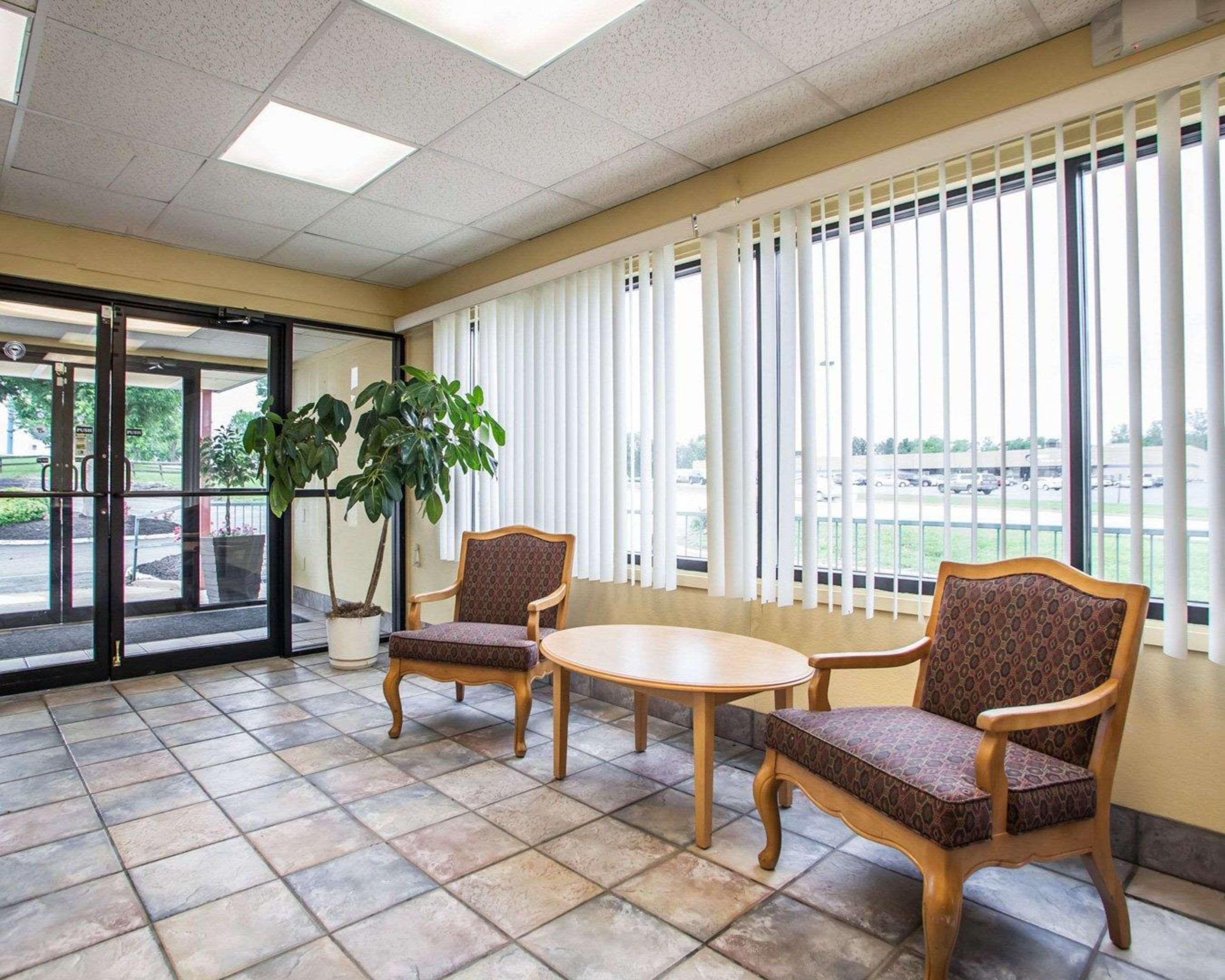 Relax Inn Saint Charles Exterior photo