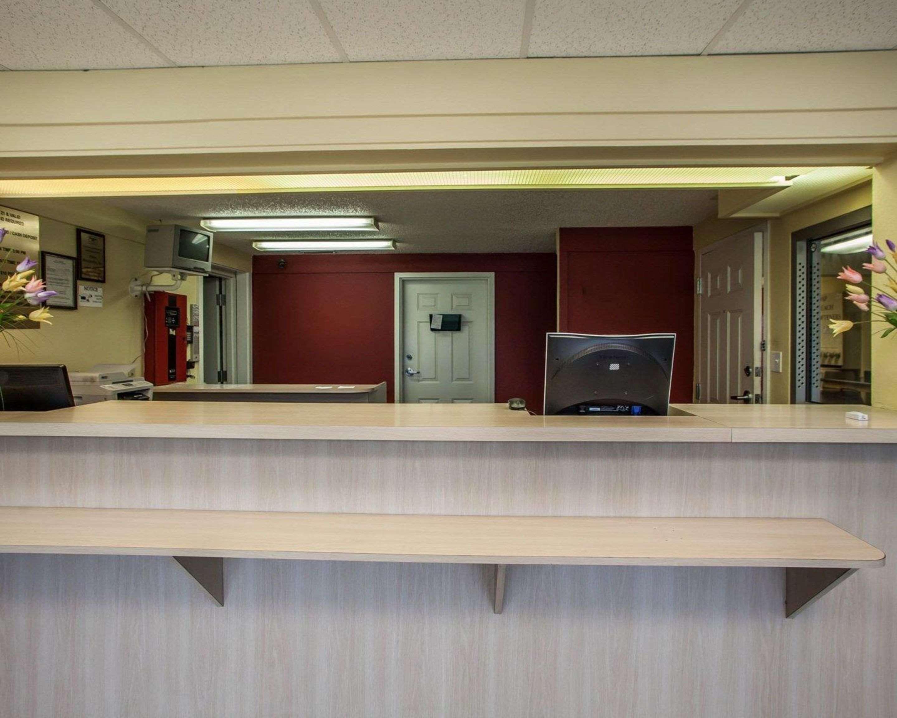 Relax Inn Saint Charles Exterior photo
